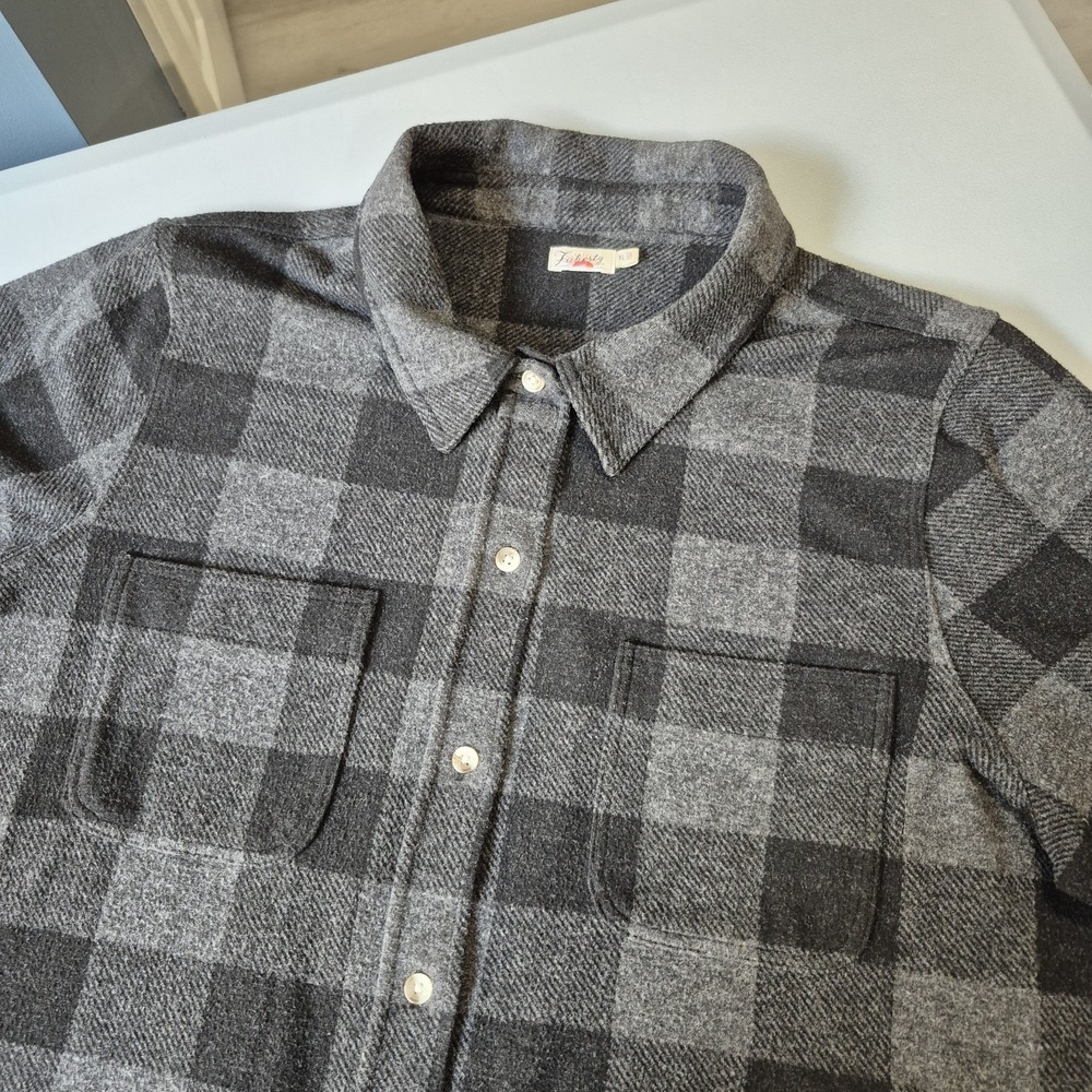 Faherty Legend Sweater Shirt Womens XL Gray Black Buffalo Check Knit Flannel